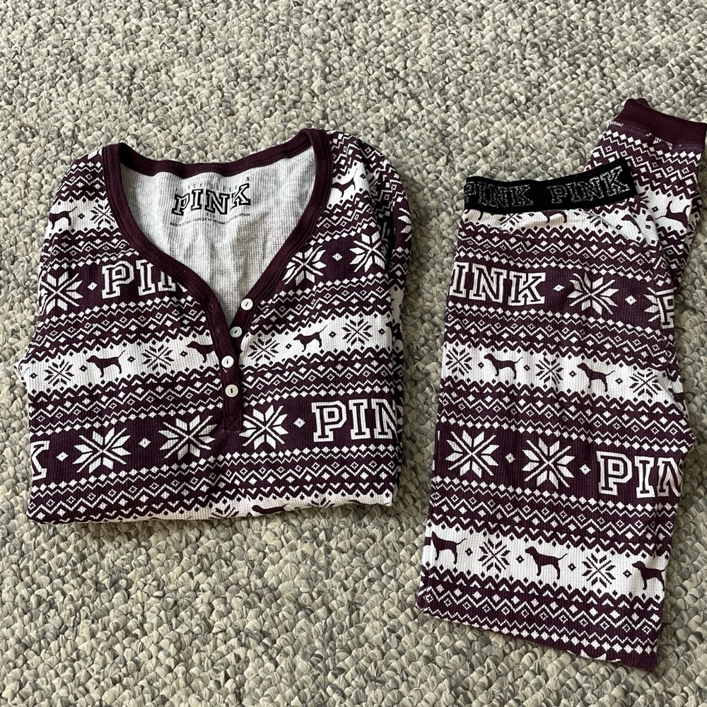 Victoria’s Secret pink Christmas pjs top and bottom size XS